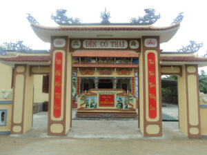 2. Cong Tam Quan Den Co Thai